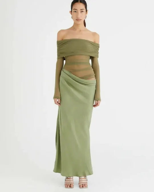 Benni Yasmin Off-Shoulder Maxi Dress Pistachio