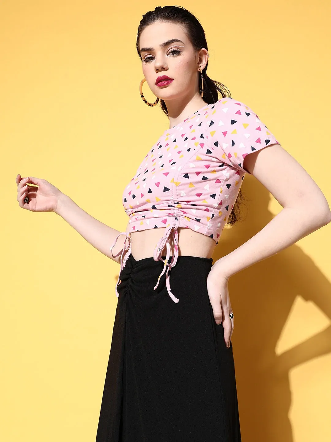 Berrylush Women Pink & Black Geometric Print Round Neck Waist Tie-Up Cotton Ruched Crop Top