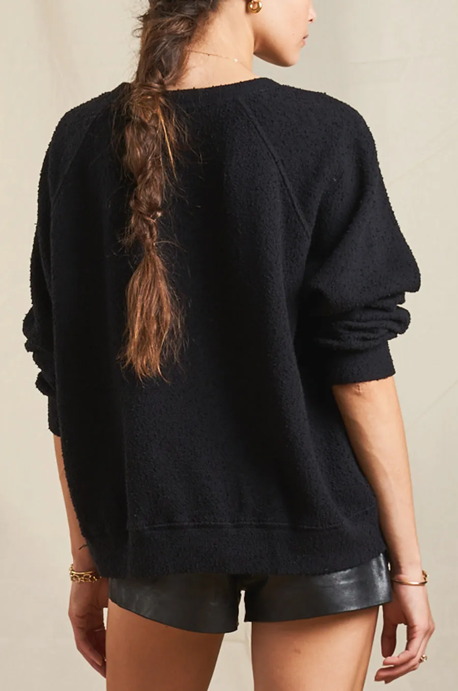BRENTWOOD SWEATSHIRT IN BLACK BOUCLÉ