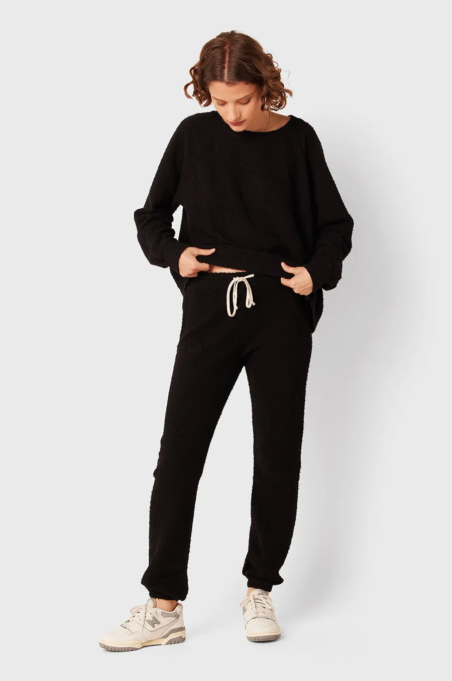 BRENTWOOD SWEATSHIRT IN BLACK BOUCLÉ