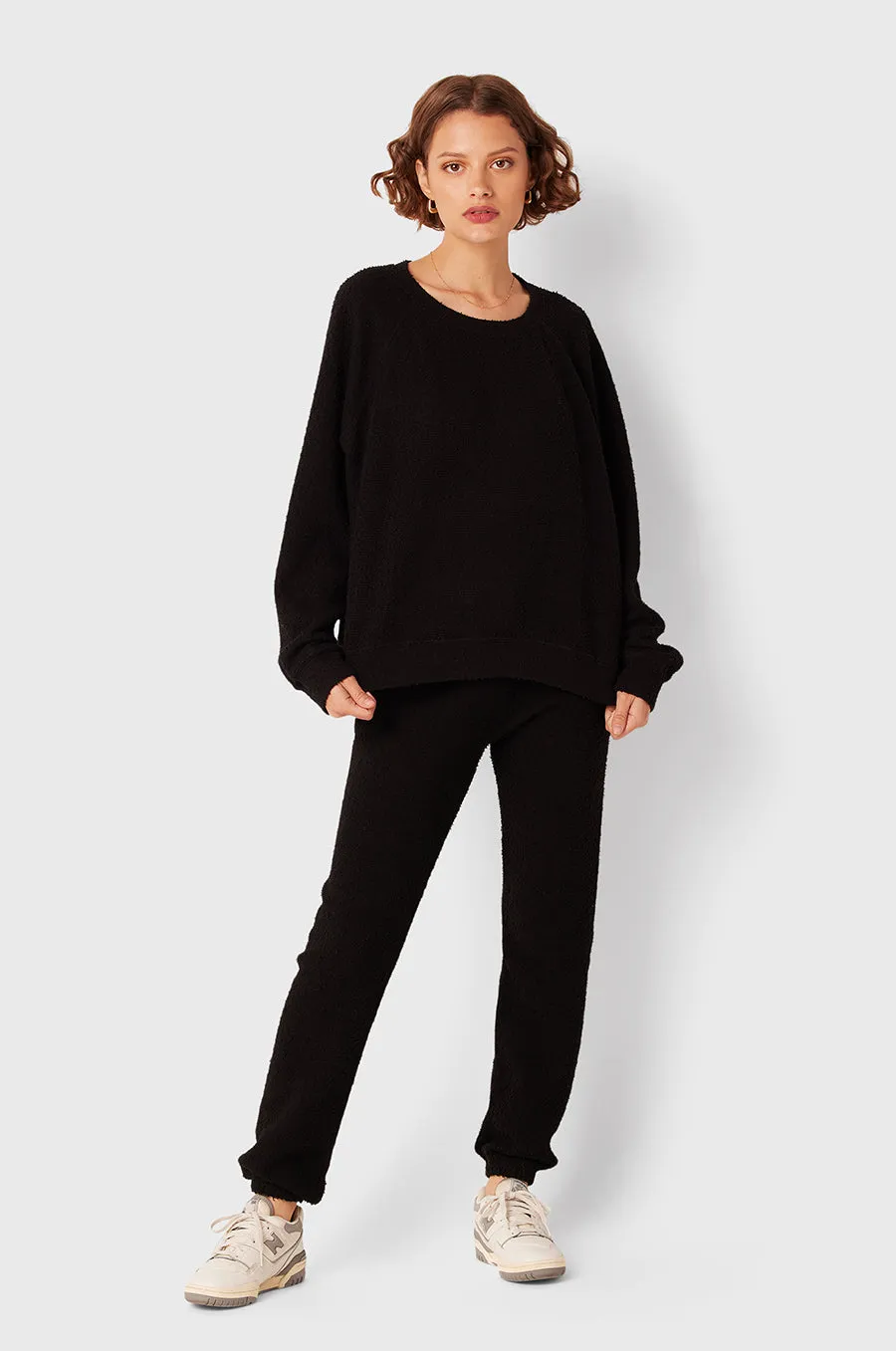 BRENTWOOD SWEATSHIRT IN BLACK BOUCLÉ