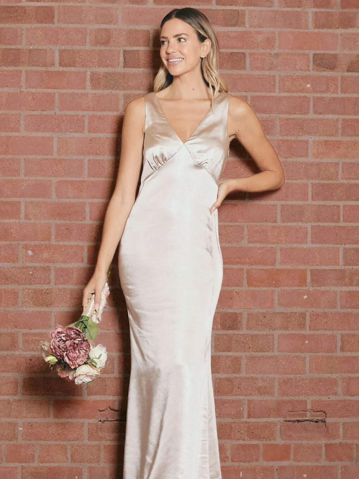IMPERFECT V Neck Satin Maxi Dress / Champagne