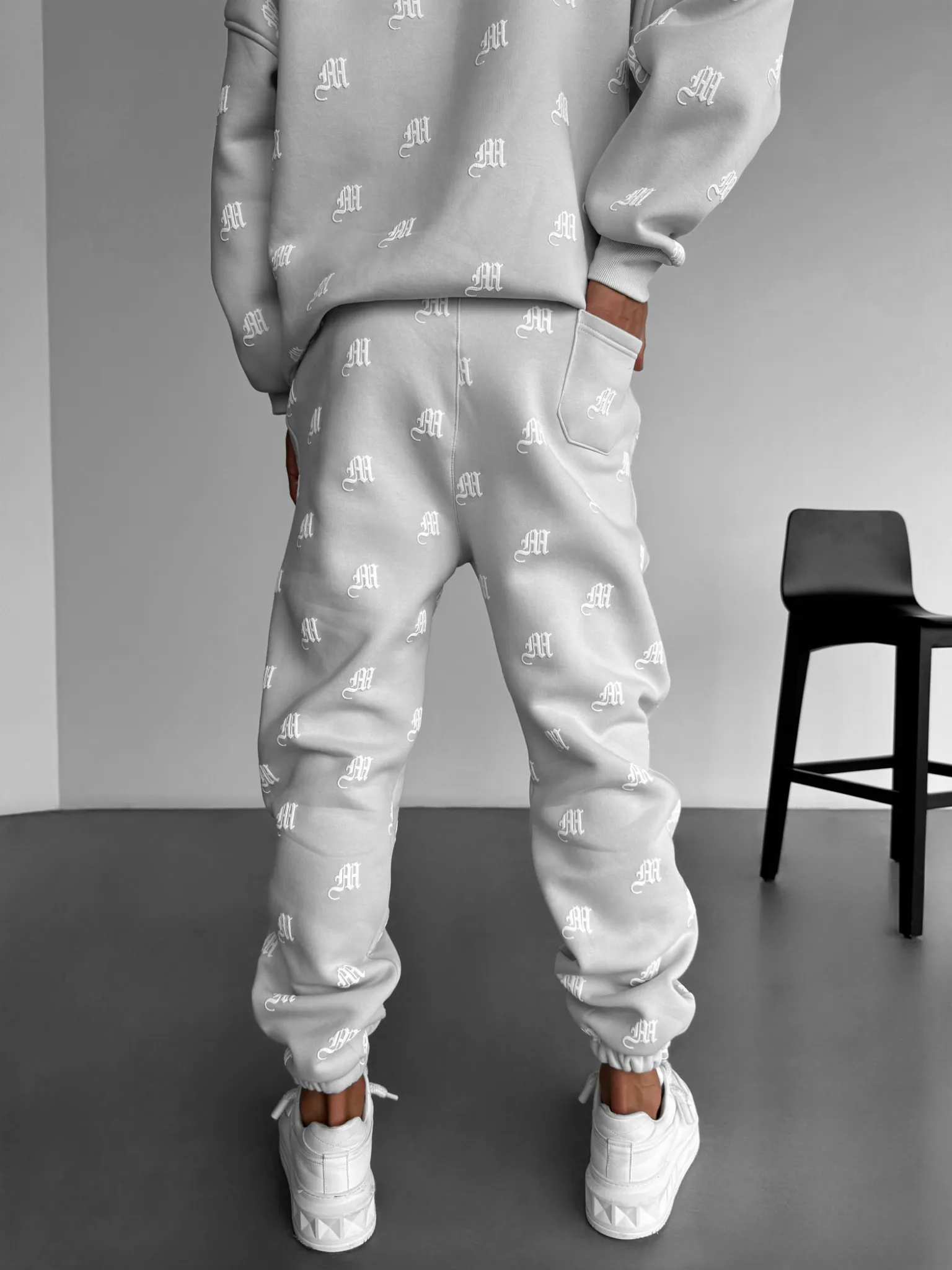 Initial Sweatpants - Grey