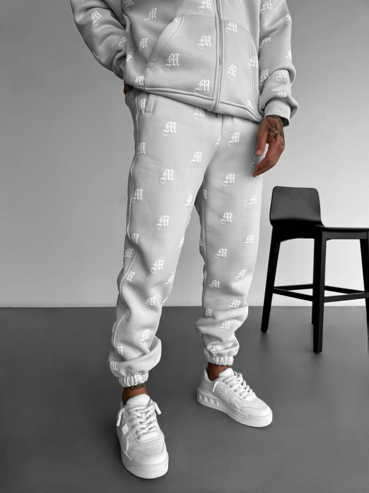 Initial Sweatpants - Grey
