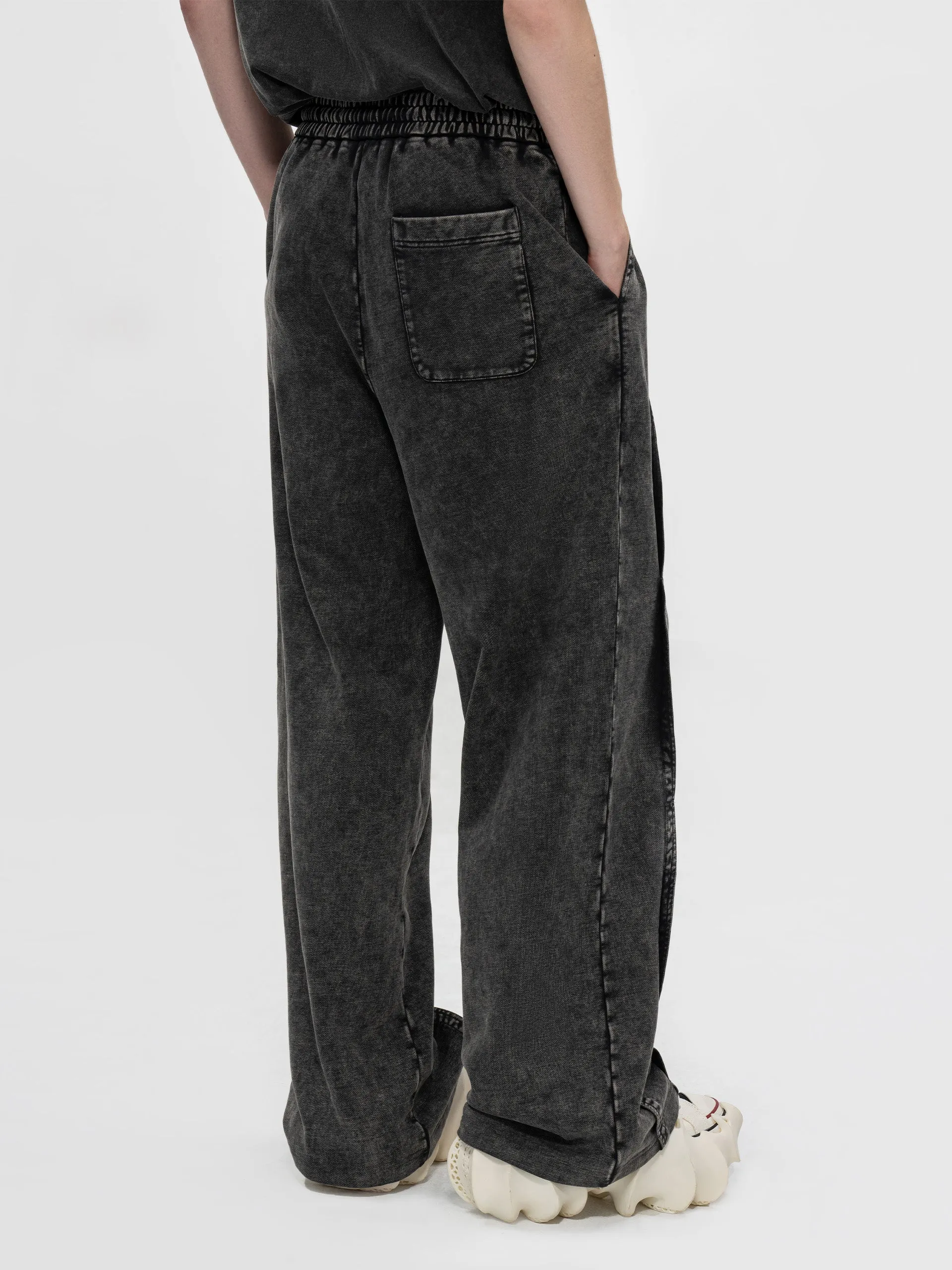 MULTI SEAM SWEATPANTS
