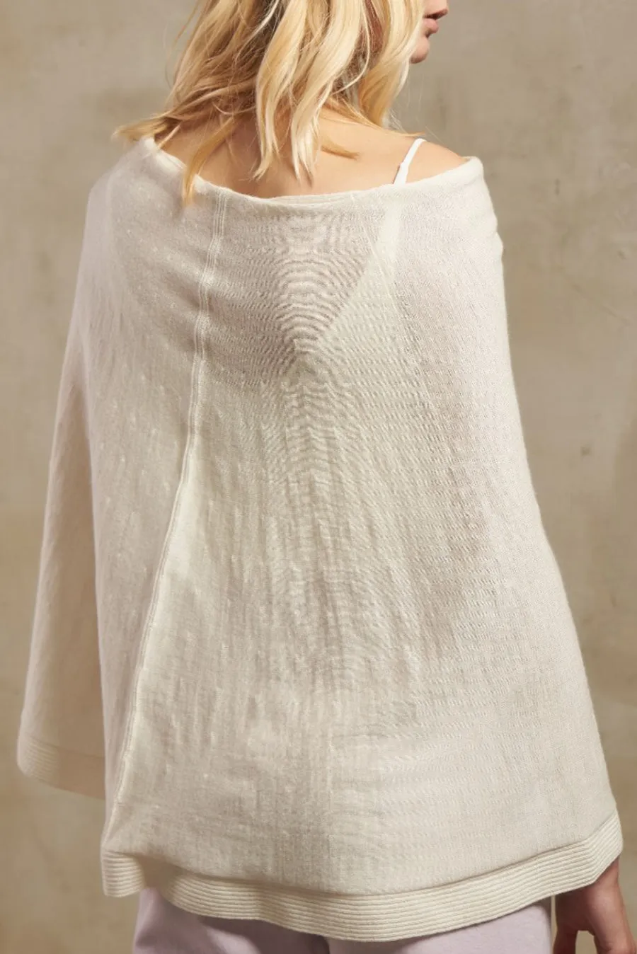 Sway Poncho Baby Alpaca Color Ecru