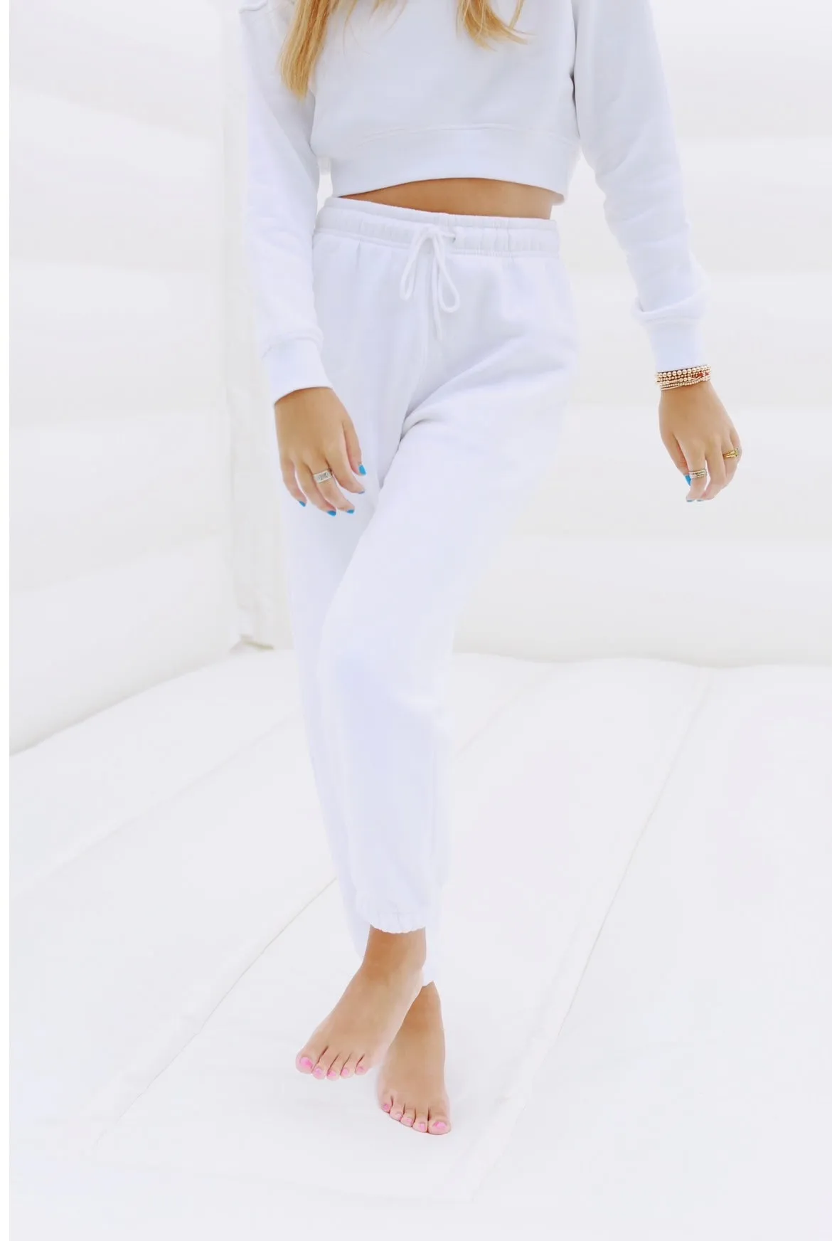 The Billow Sweatshirt - White