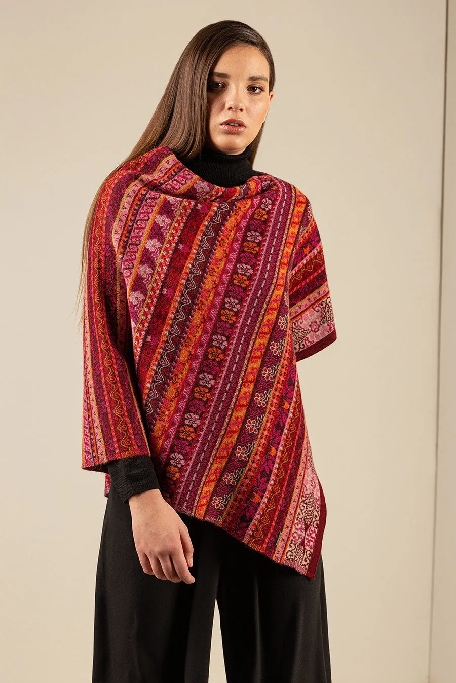 Ukali Poncho Baby Alpaca Color China