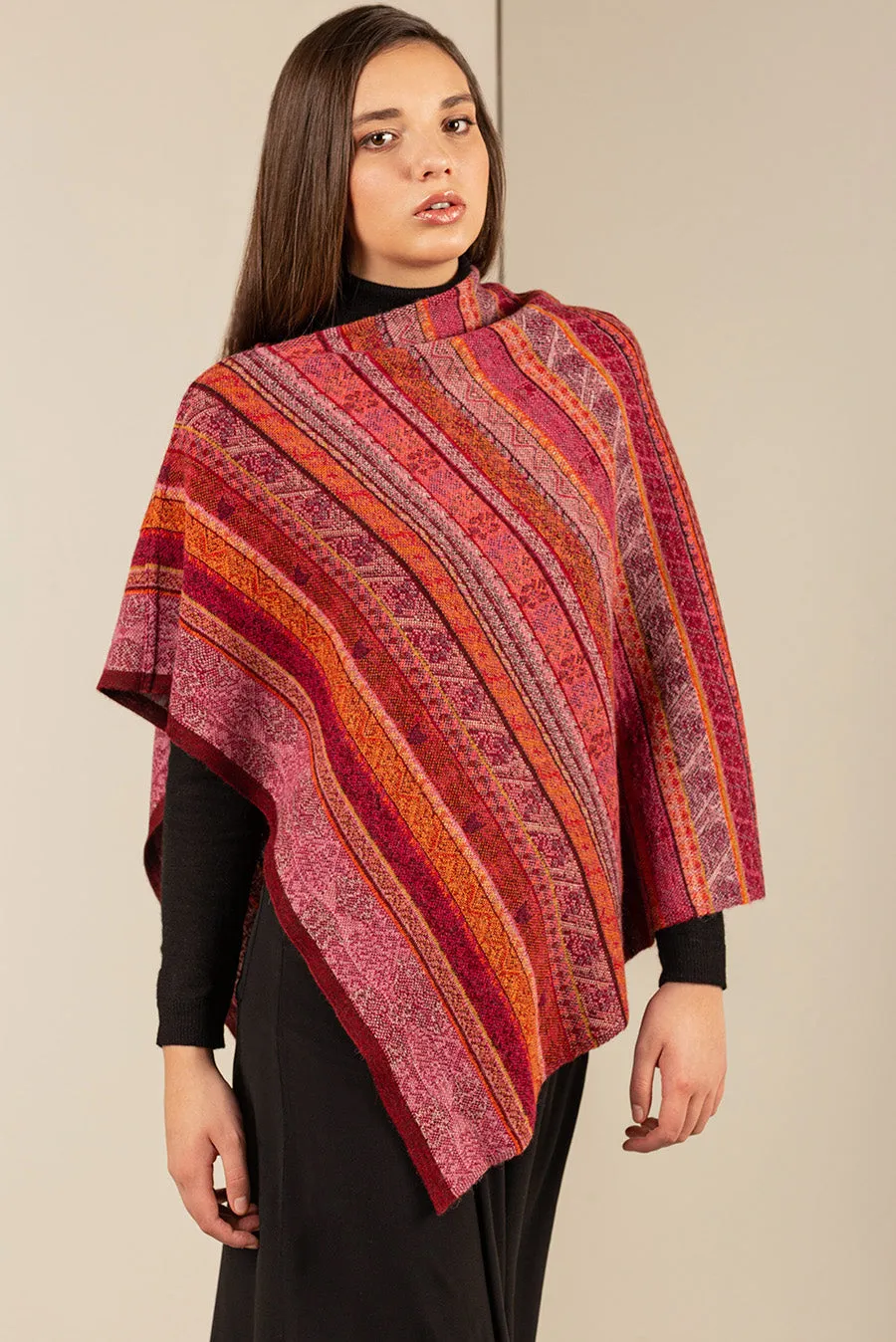 Ukali Poncho Baby Alpaca Color China